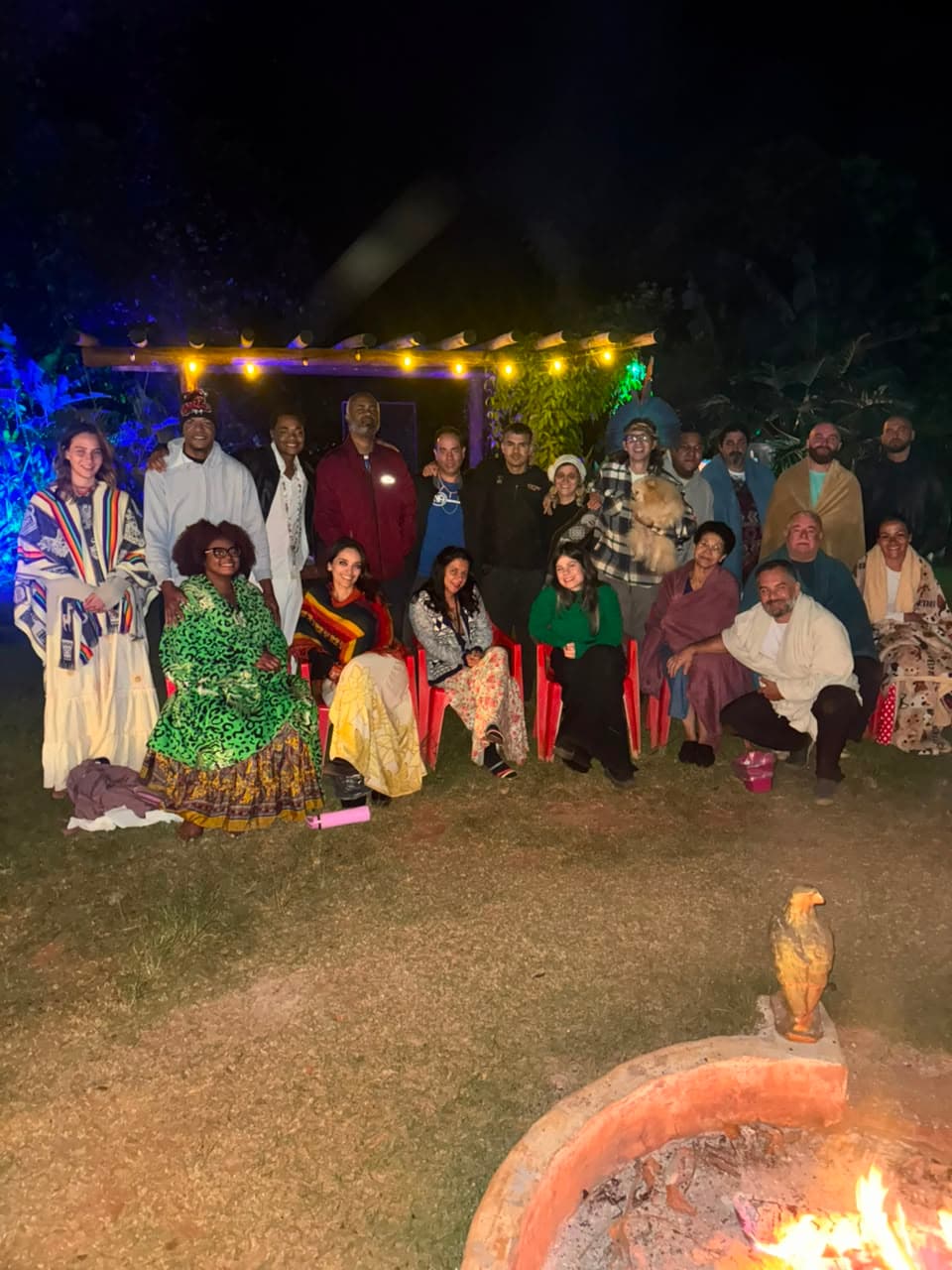 ESPELHO, ESPELHO MEU — Aquilo que Vejo Também Vive em Mim — foto 2